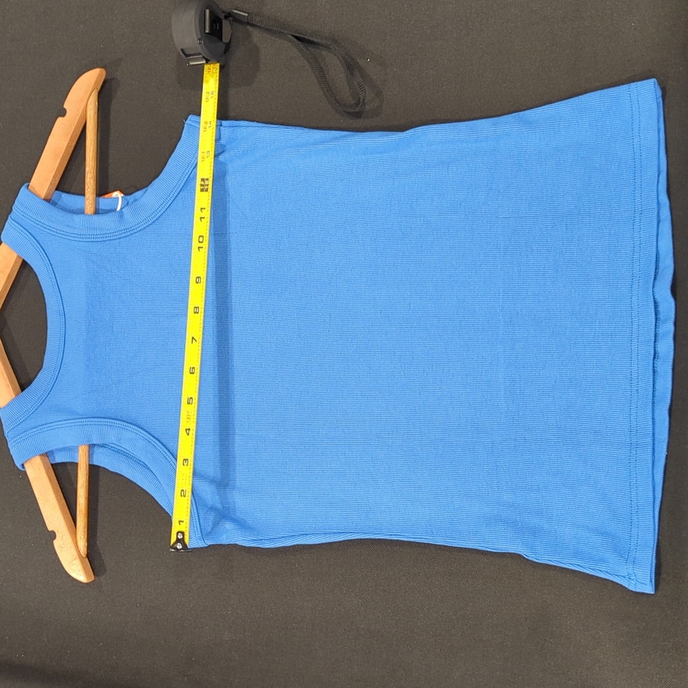 NWT Racer Back Tank Top - Picture 4 of 4